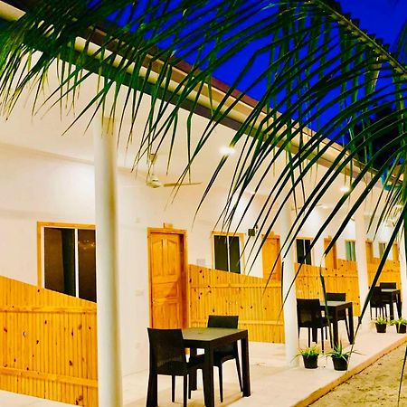 Sunny Beach Thoddoo Eksteriør billede