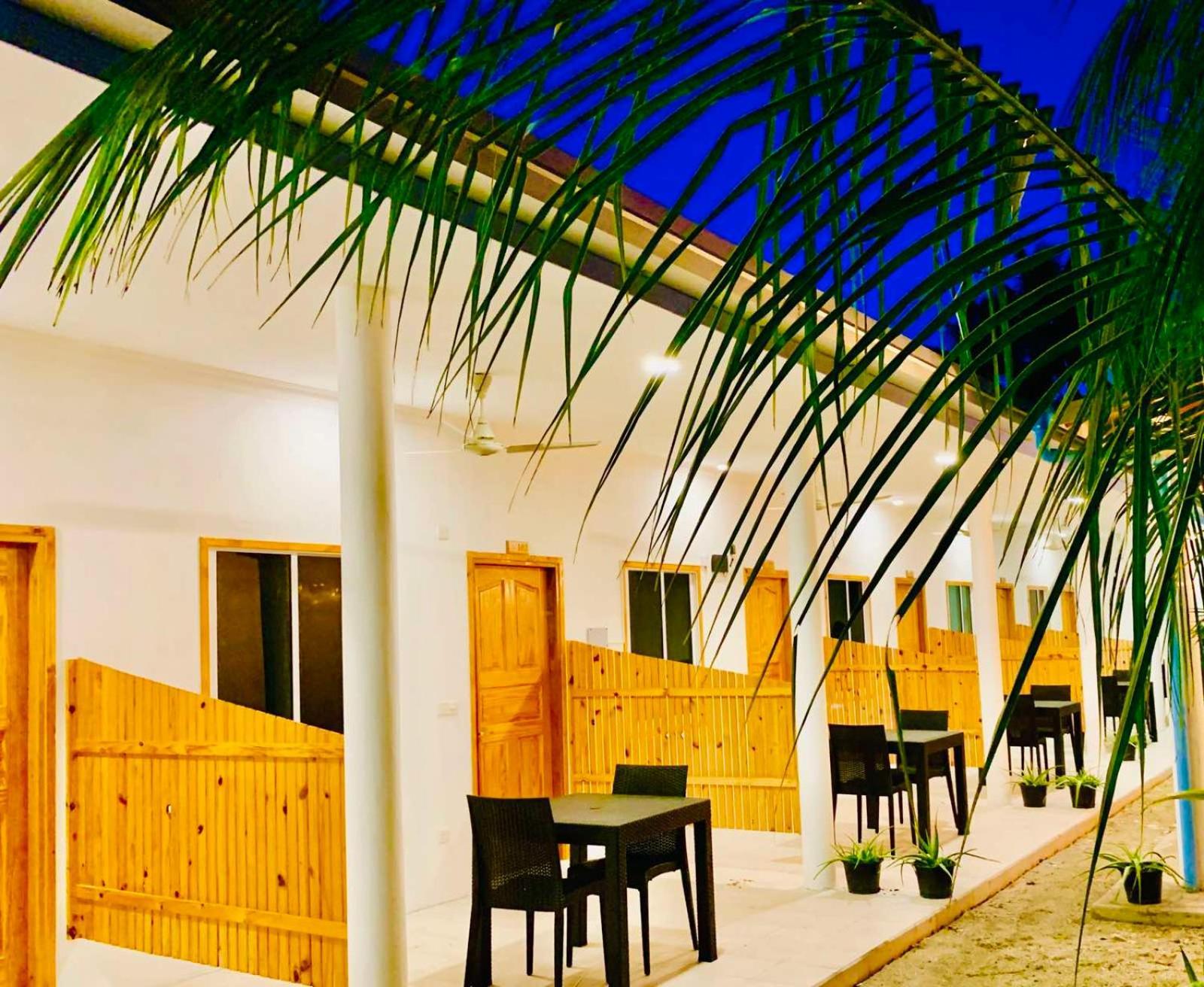 Sunny Beach Thoddoo Eksteriør billede